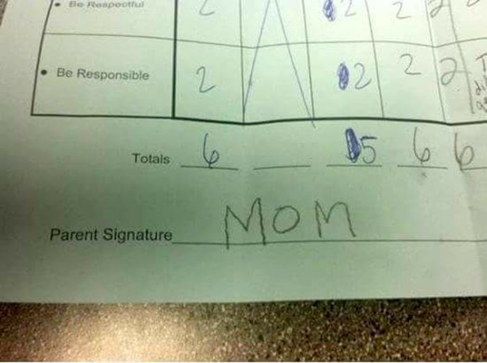 Roditelji su trebali potpisati test iz škole, no klinji je pala na pamet genijalna ideja...
