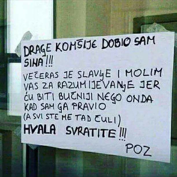 Muškarac dobio sina pa susjedima napisao zanimljivu obavijest na ulazu zgrade