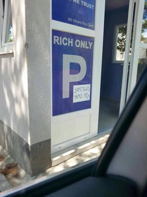 PARKING ZA BOGATE? Ljudi nisu mogli vjerovati svojim očima kad su vidjeli ono na jednoj plaži