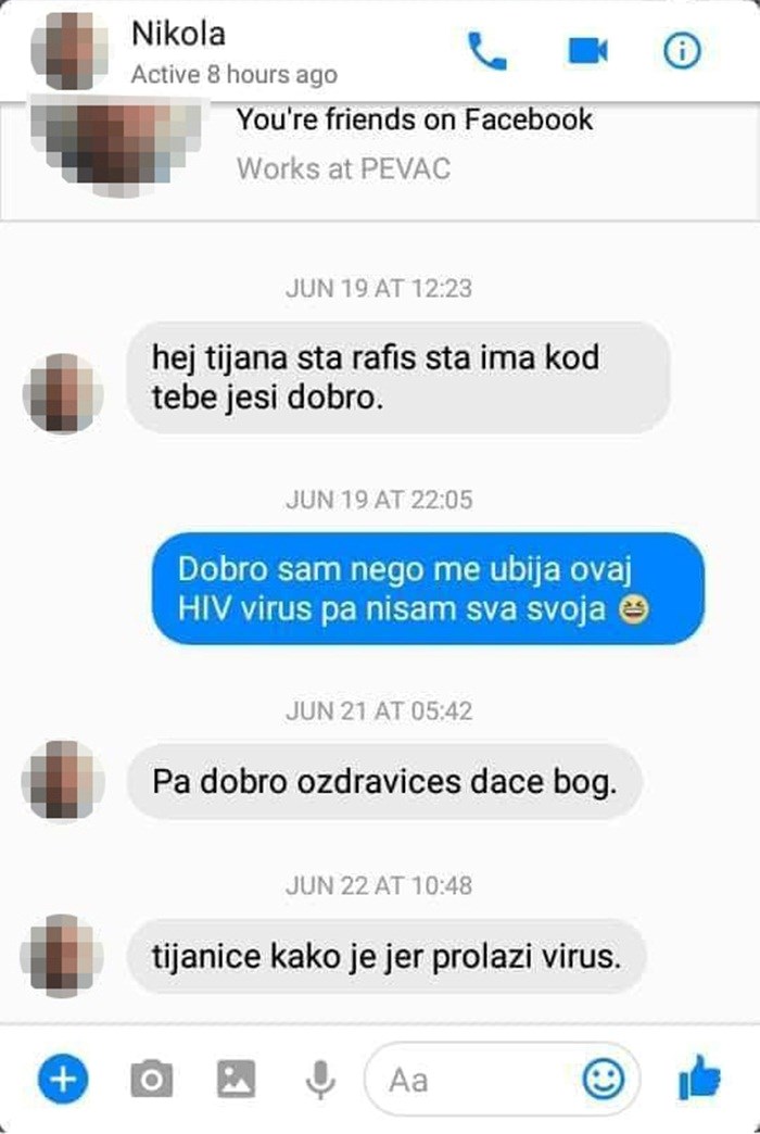 Poslala mu je poruku koja bi svakog normalnog "zavodnika" otjerala, a on joj se i dalje javlja