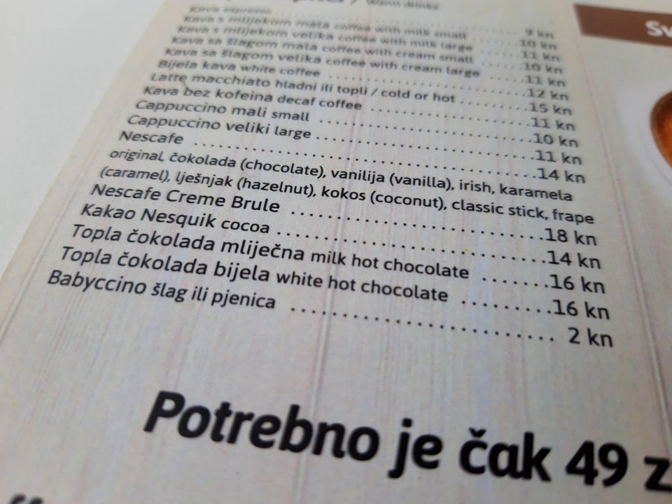 Zvuči li vam čudno kad čujete da kafić prodaje i nešto za bebe? Nije skupo, košta samo 2 kune