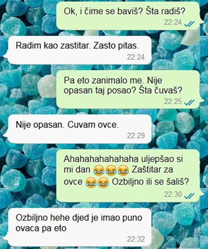 Rekao joj simpatiji čime se bavi, no nasmijao ju je tek kad joj je malo bolje objasni svoj posao