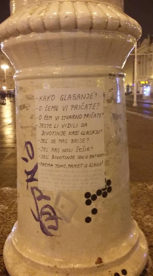 Netko je na glavnom zagrebačkom trgu slikao čudnu poruku o izborima, životinjama...