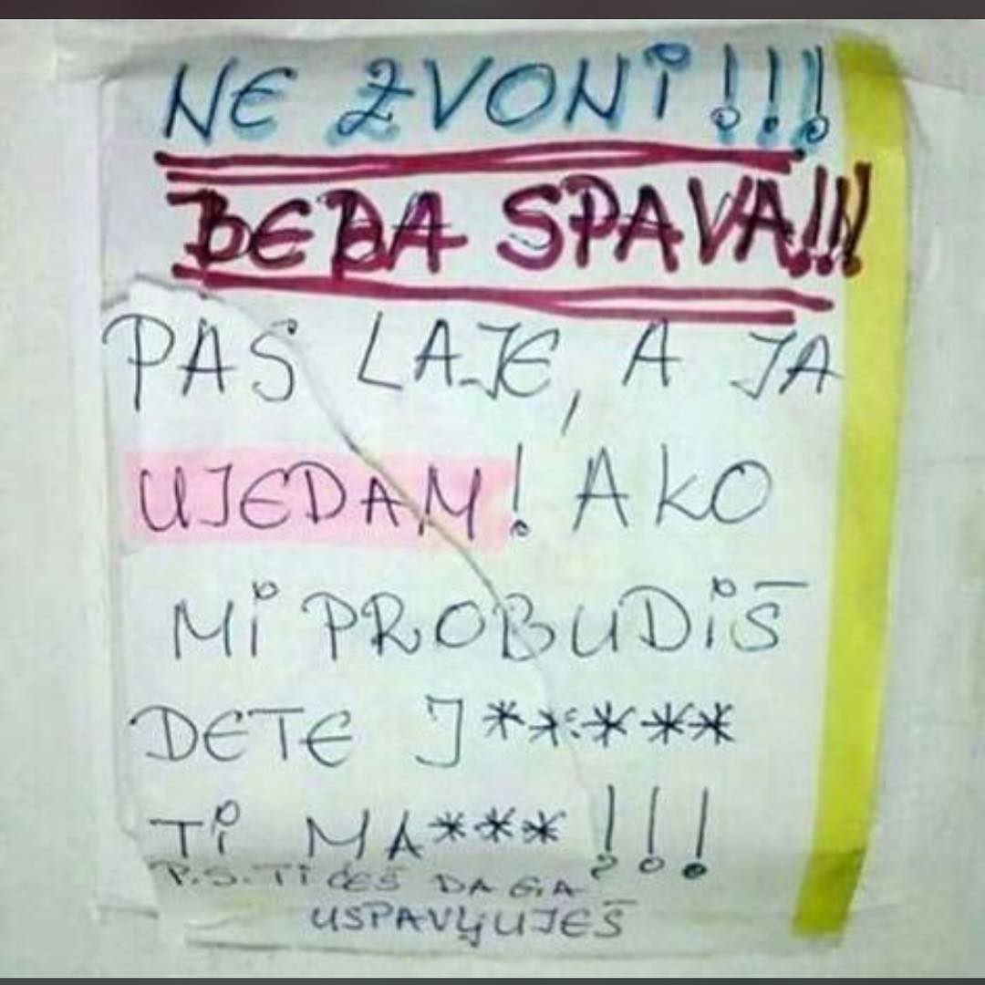 Mama je zalijepila upozorenje svima koji namjeravaju pozvoniti na vrata, napisala je što ih čeka