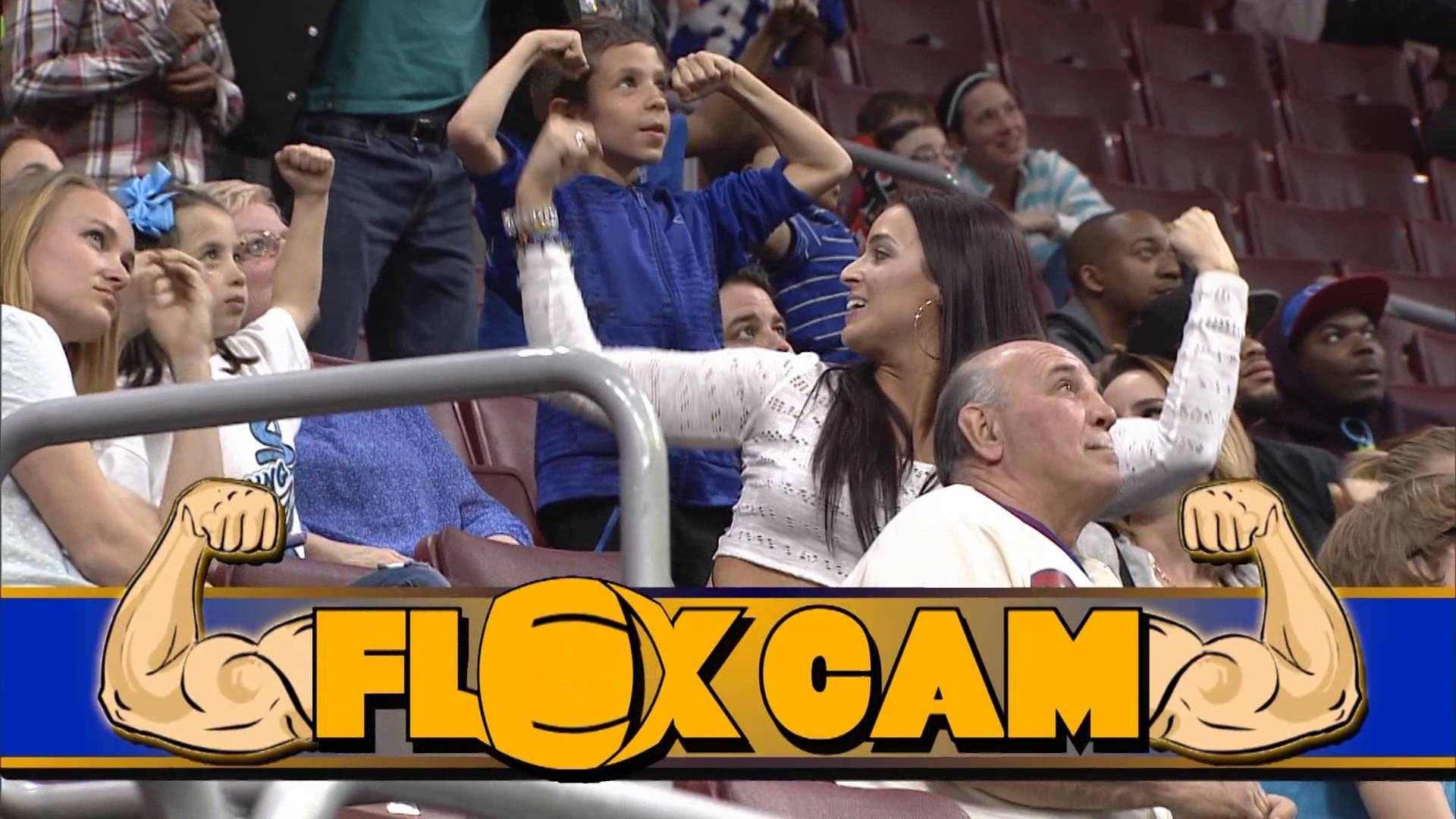 Video postao hit: Muškarac na tribinama ponosno pokazivao mišiće pa ostao šokiran kad se okrenuo