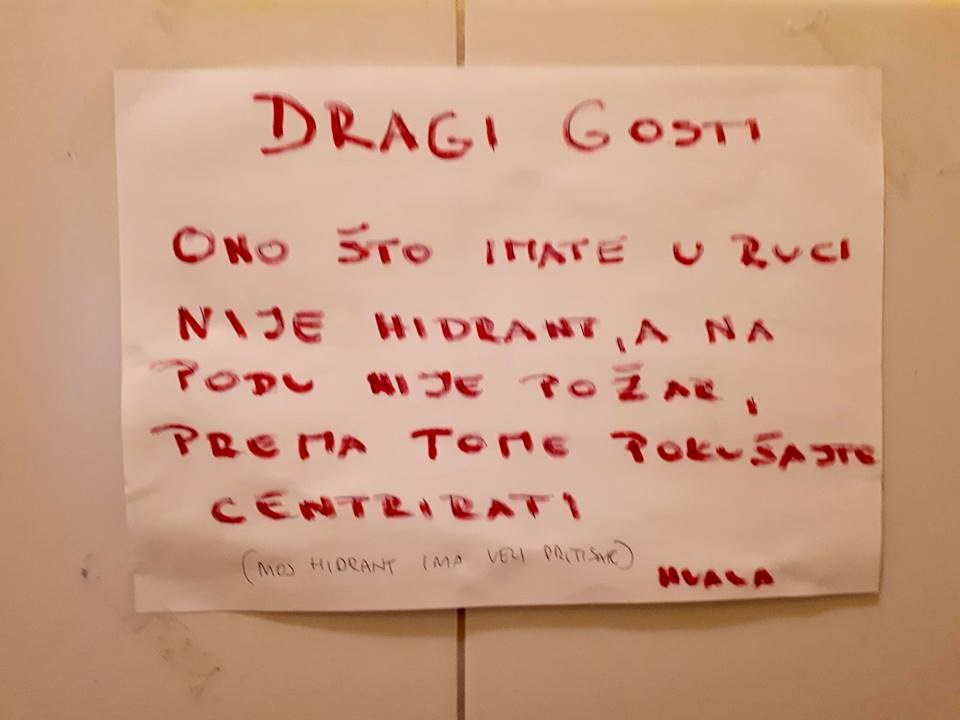 ČISTAČICA SLIKOVITO OPISALA SITUACIJU Goste je u muškom WC-u dočekala zamolba koja ih nasmijala