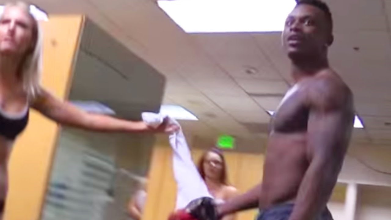 VIDEO "Greškom" ušao u žensku svlačionicu, ono što su mu dame učinile pamtit će cijeli život