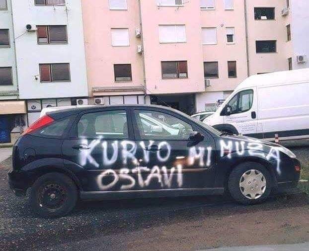 Žena je dobila jasnu poruku ispisanu na automobilu, avantura joj se obila o glavu