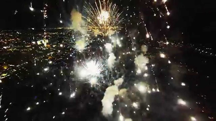 VIDEO Vatromet kakav još nikad niste vidjeli: Uzeo je dron i snimio spektakularne prizore