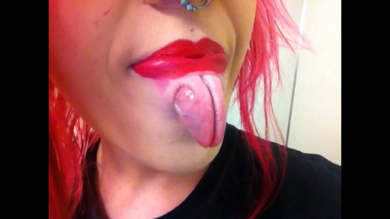 VIDEO Djevojka pokazala svoje šokantne modifikacije na licu, pričekajte da joj vidite rupu i jezik!