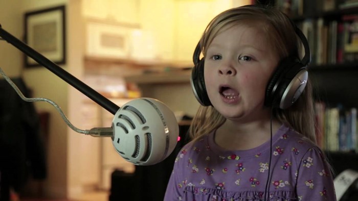 VIDEO Ovo će vam uljepšati dan - djevojčice su malo ''popravile'' pravu pjesmu