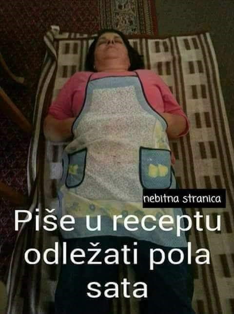 Bake uvijek govore da se treba držati recepta za kolače, a ova žena je to doslovno shvatila