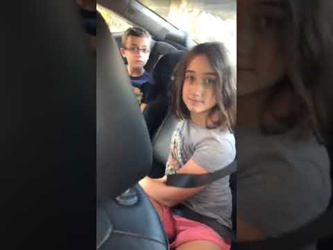 Pozvala je policiju čovjeku koji je čuvao djecu samo zato što je crnac 