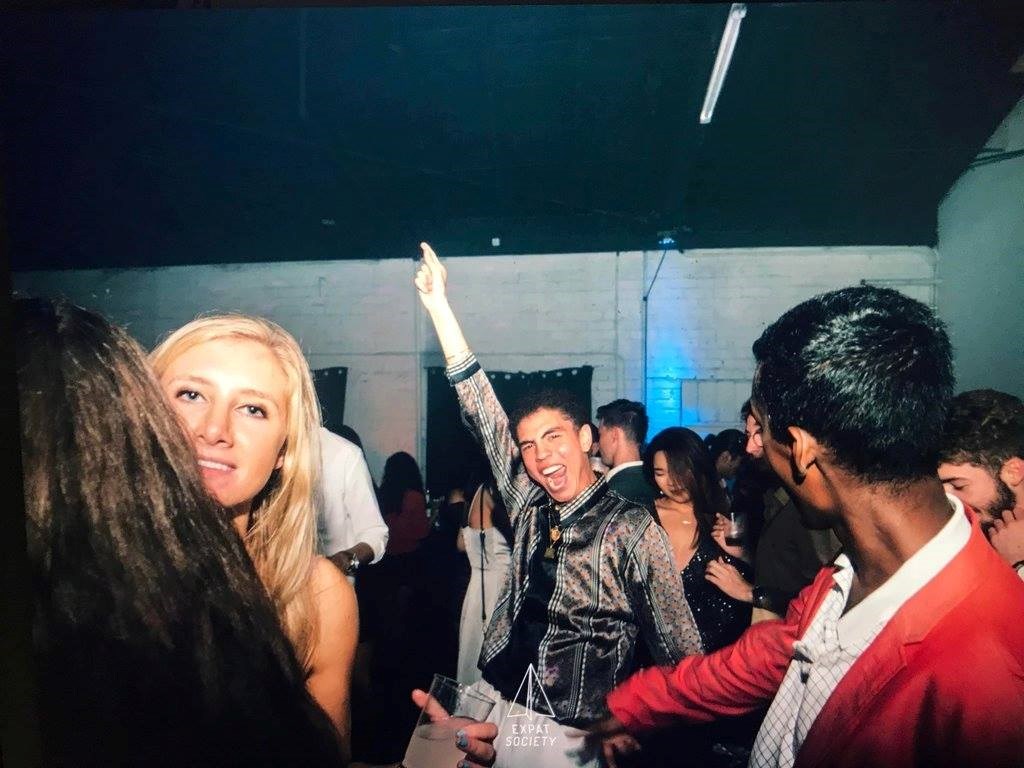 Na prvi pogled, ova se fotografija čini nevjerojatno prostom. No nije ono što mislite! 