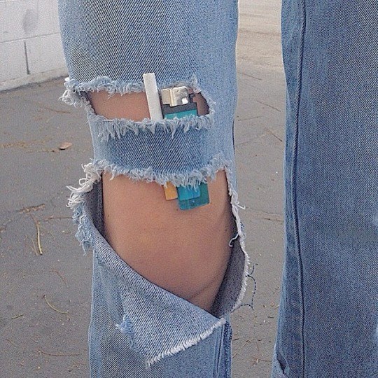 Konačno je došao taj dan - Shvatili smo bit izderanih traperica