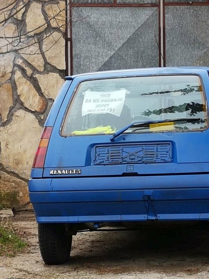Pokušavaju prodati auto, a s ovakvim oglasom će to sigurno i uspjeti