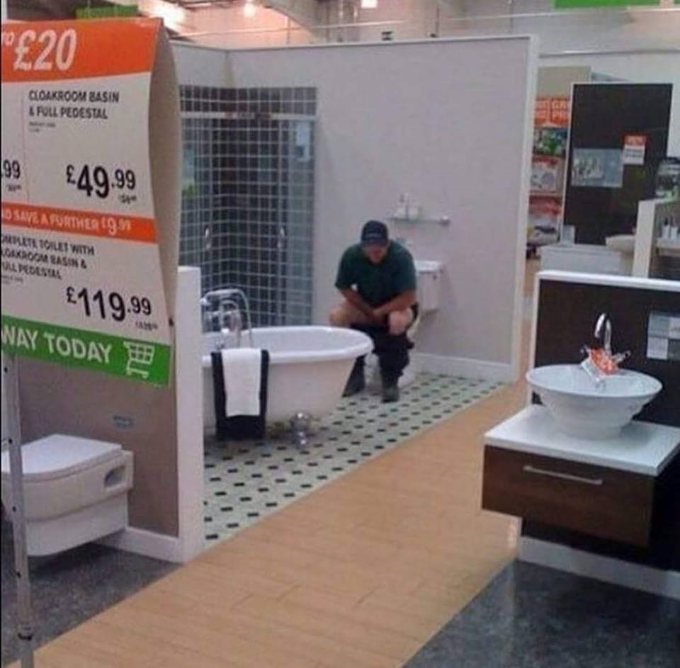 Nadamo se da gospodin sa fotografije nije obavljao nešto što ne bi trebao 