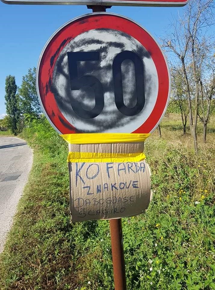 Netko neprestano boji znakove, no nakon ove poruke, mogao bi prestati