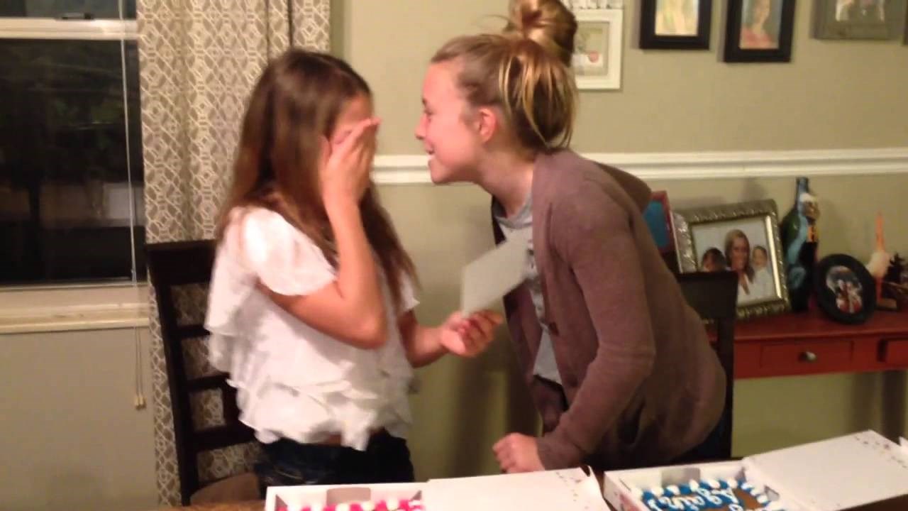 Majka je kćerima rekla da je trudna, a njihova je reakcija neprocjenjiva