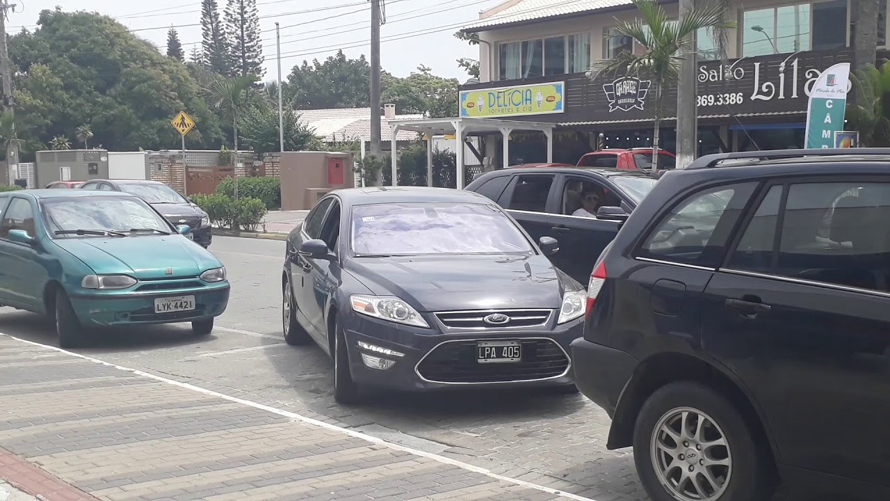 Ljudi u ovom autu izveli su magičan trik i zadivili cijeli svijet