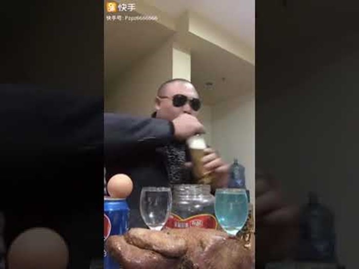 Ovaj je čovjek popio najodvratniji "koktel" na svijetu i postao hit na internetu