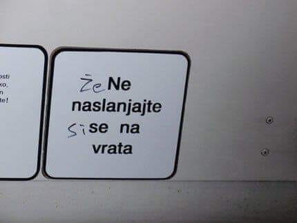 Netko je dodao četiri slova na upozorenje u autobusu i potpuno promijenio smisao rečenice