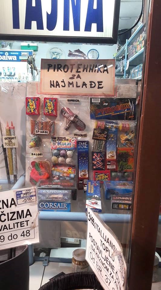 Na mnogim izlozima u dućanima ovih će dana stajati isti natpisi, nažalost 