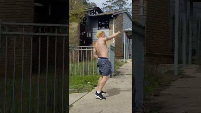 VIDEO Mladić je jutarnje trčanje pretvorio u zabavu i začudio prolaznike