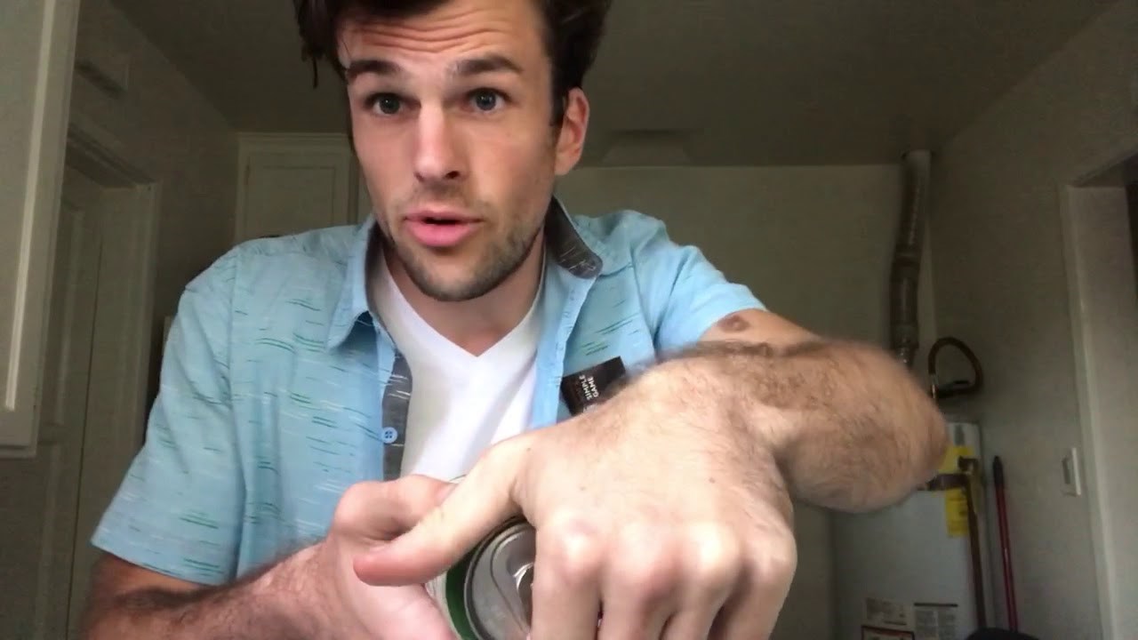 VIDEO Ovaj je čovjek uspio popiti limenku piva  u samo četiri sekunde