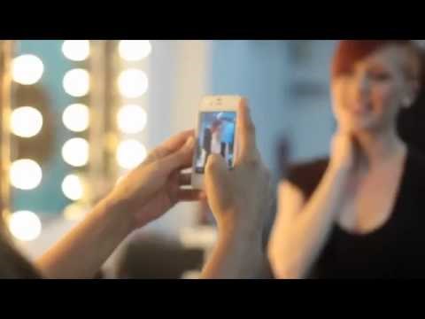 Došla je u salon na makeover, a oni joj obrijali glavu! Što kažete na novi izgled?