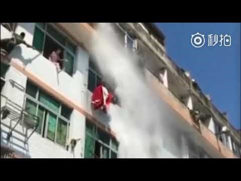 Vatrogasci su spriječili ženu od samoubojstva na nevjerojatan način