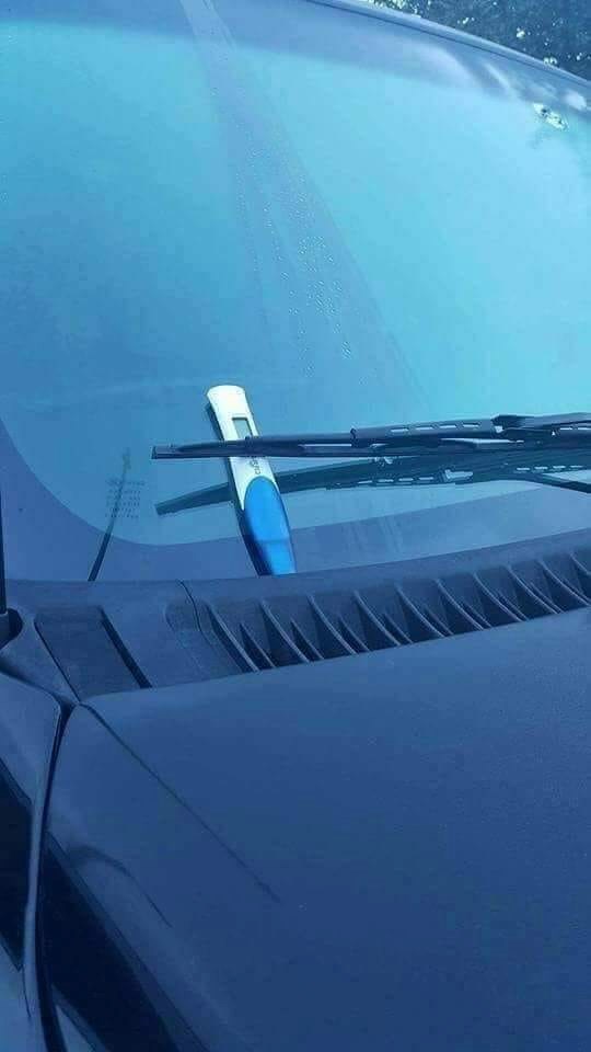 Umjesto parkirne kazne, dobio je nešto što će ga puno više boljeti 