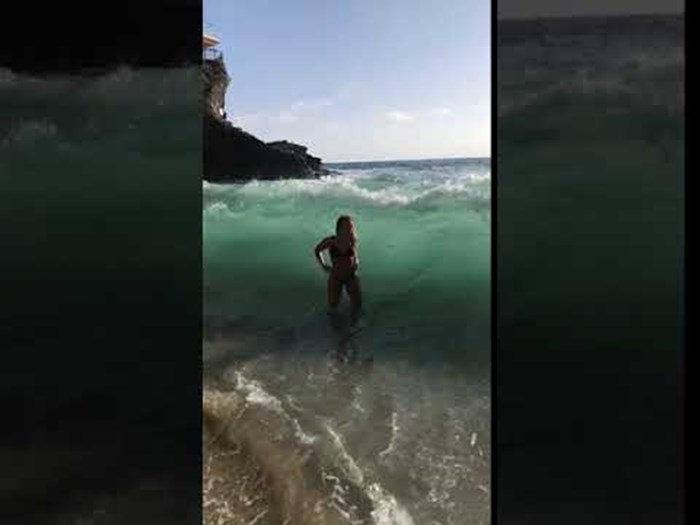 Htjela je seksi video u moru, no dobila je nešto posve drugačije 