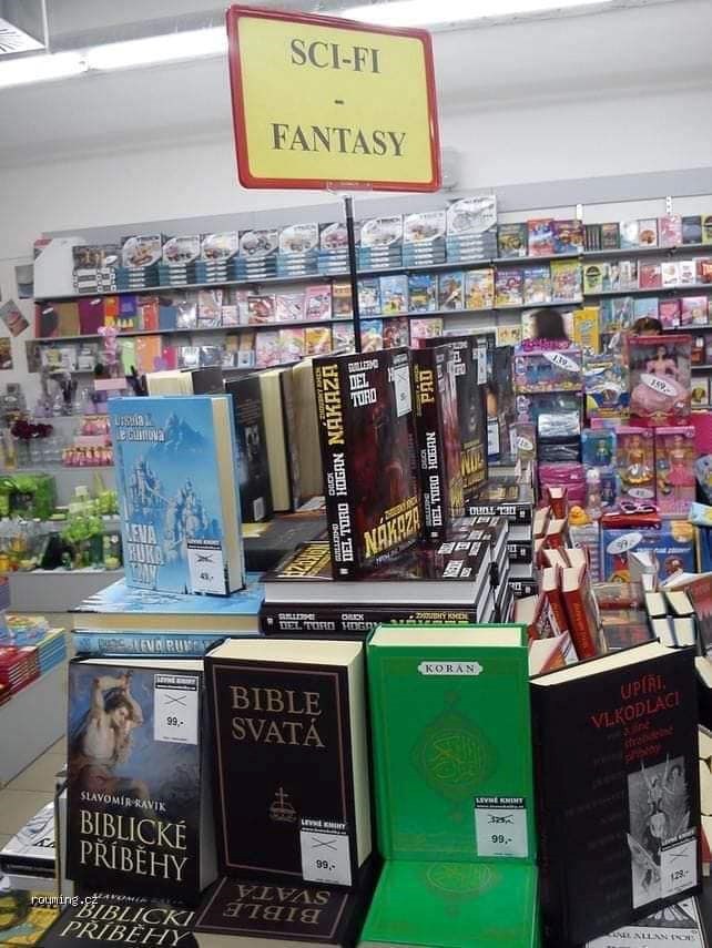 U knjižaru stavili Bibliju na krivo mjesto, mnogi vjernici su ostali uvrijeđeni 