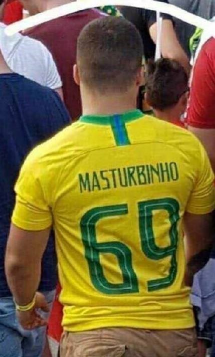 Kada vidite dres ovog čovjeka, umrijet ćete od smijeha