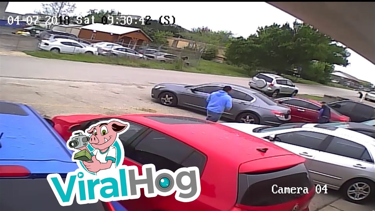 Žena je ukrala auto s parkirališta, praveći se da ima test vožnju