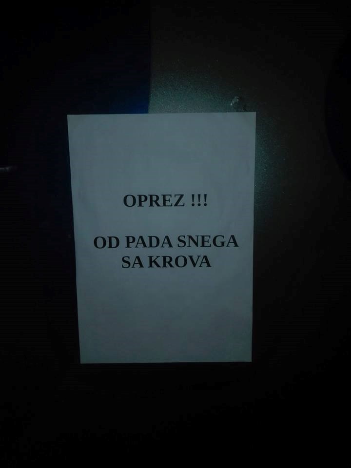 Nepismen čovjek napisao poruku kojom je spasio i nasmijao prolaznike u isto vrijeme 