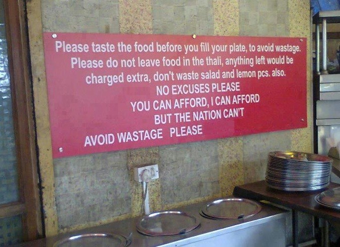 Restoran u Indiji... nemaju, al znaju kako se ponaša