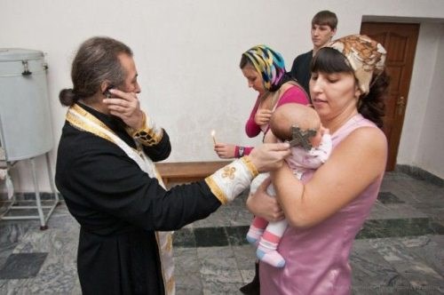 Ček, ne mogu sad, kanaliziram duha svetog!