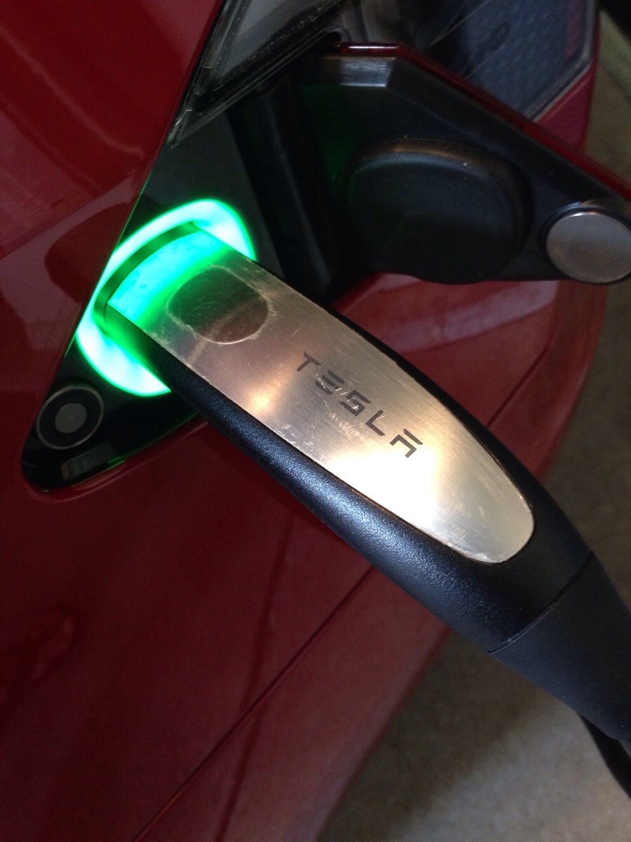 kak se pune auti budućnost, ovo je Tesla