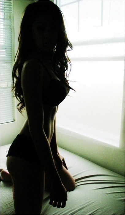 oće netko upalit svjetlo?