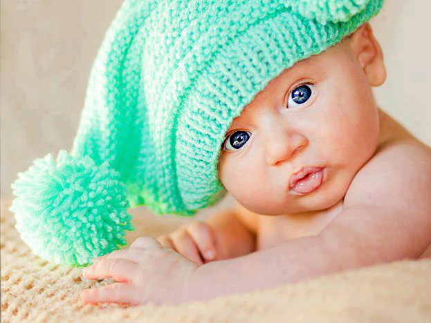 Preslatki bebač spreman za zimu