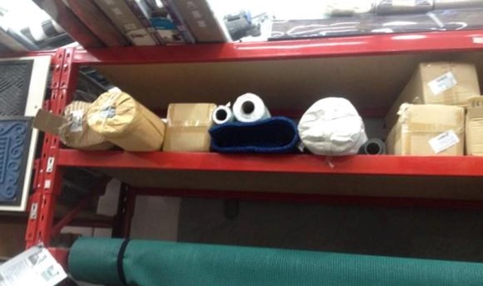 Cookie Monster te gleda!