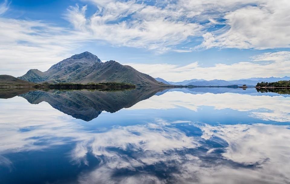 Kad se spoje nebo i more - Bathurst Harbour, Australija
