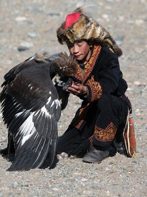 "Orao koji sjedi" i njegov najbolji frend