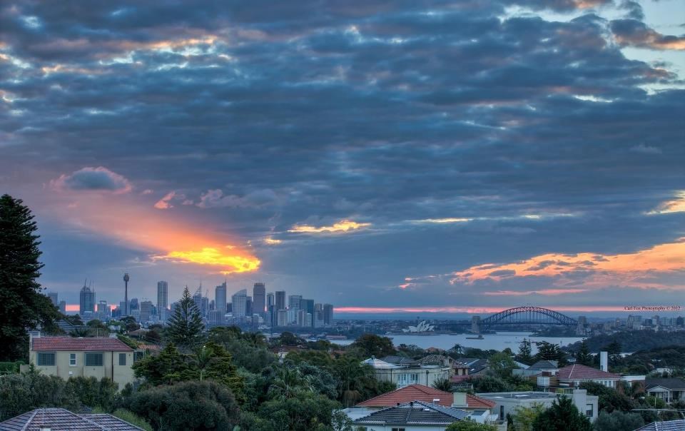 Šareni suton nad velegradom