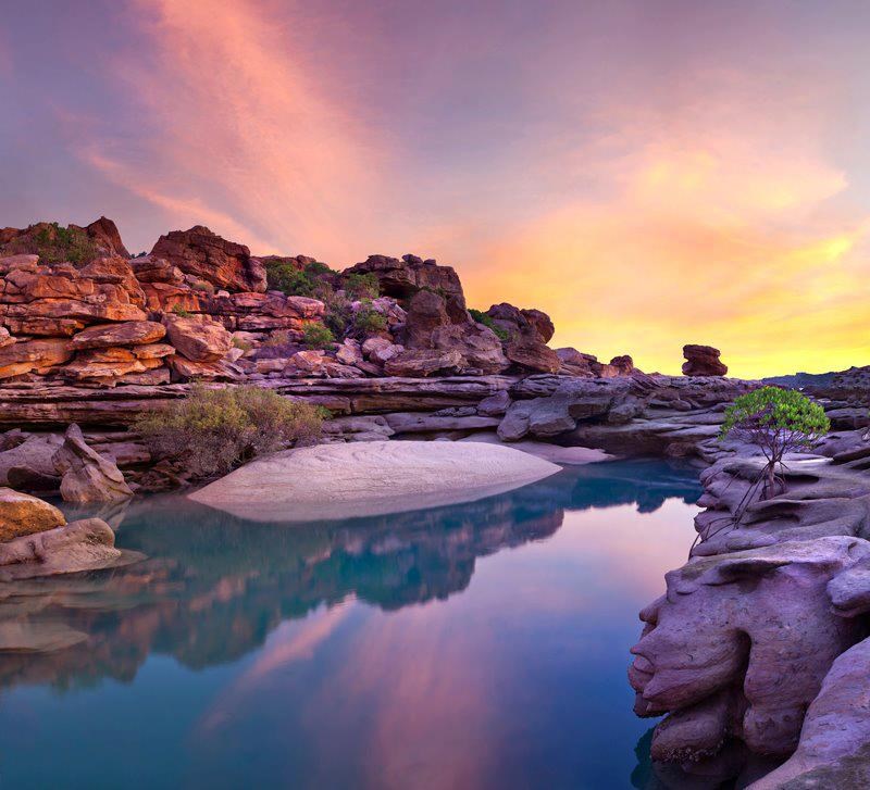 Čarobni suton: Kad se savršena priroda zaigra bojama