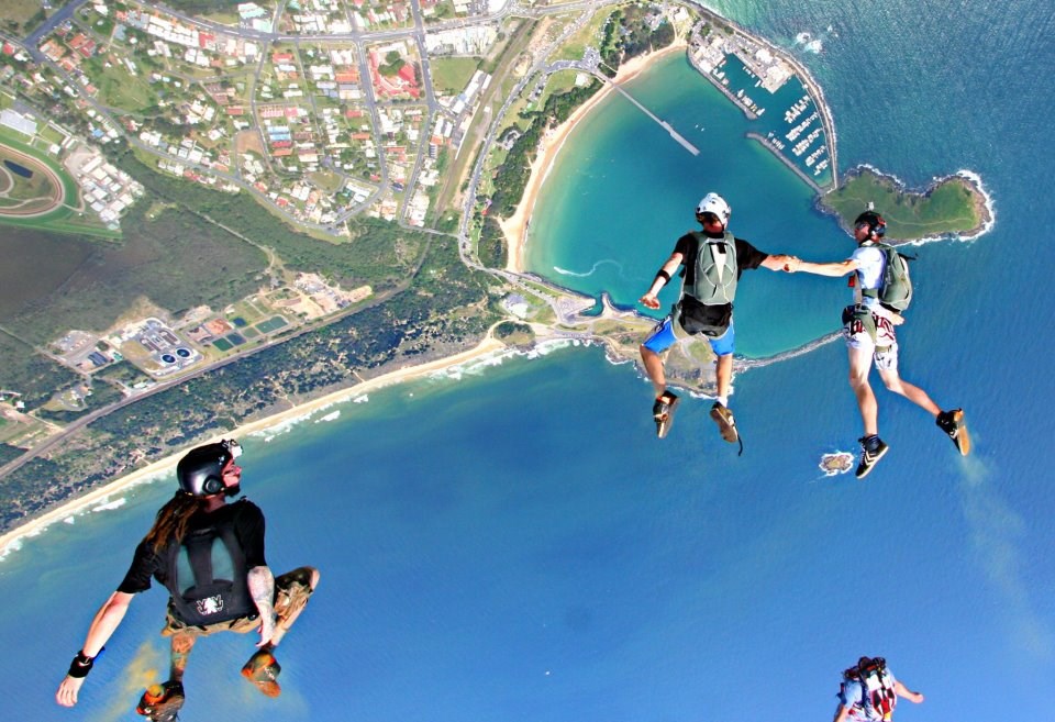 Istinsko uživanje u životu - skok padobranom nad plavetnilom