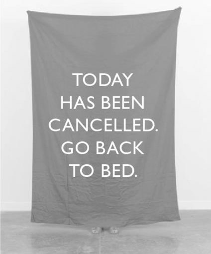 Vikend je, ne mrdaj iz kreveta