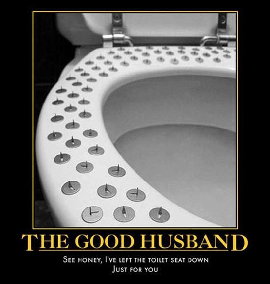 Pravi muškarci spuste WC dasku svojoj dragoj